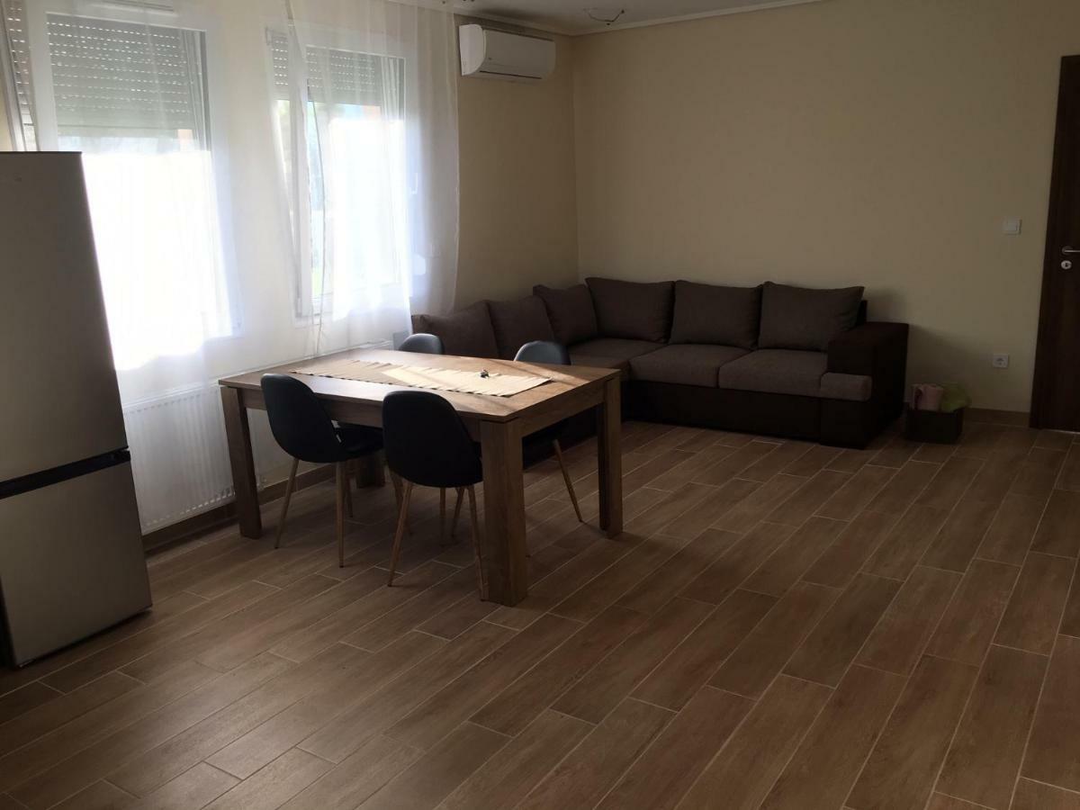 Konrad Apartman Villa Balatonmariafurdo Exterior photo